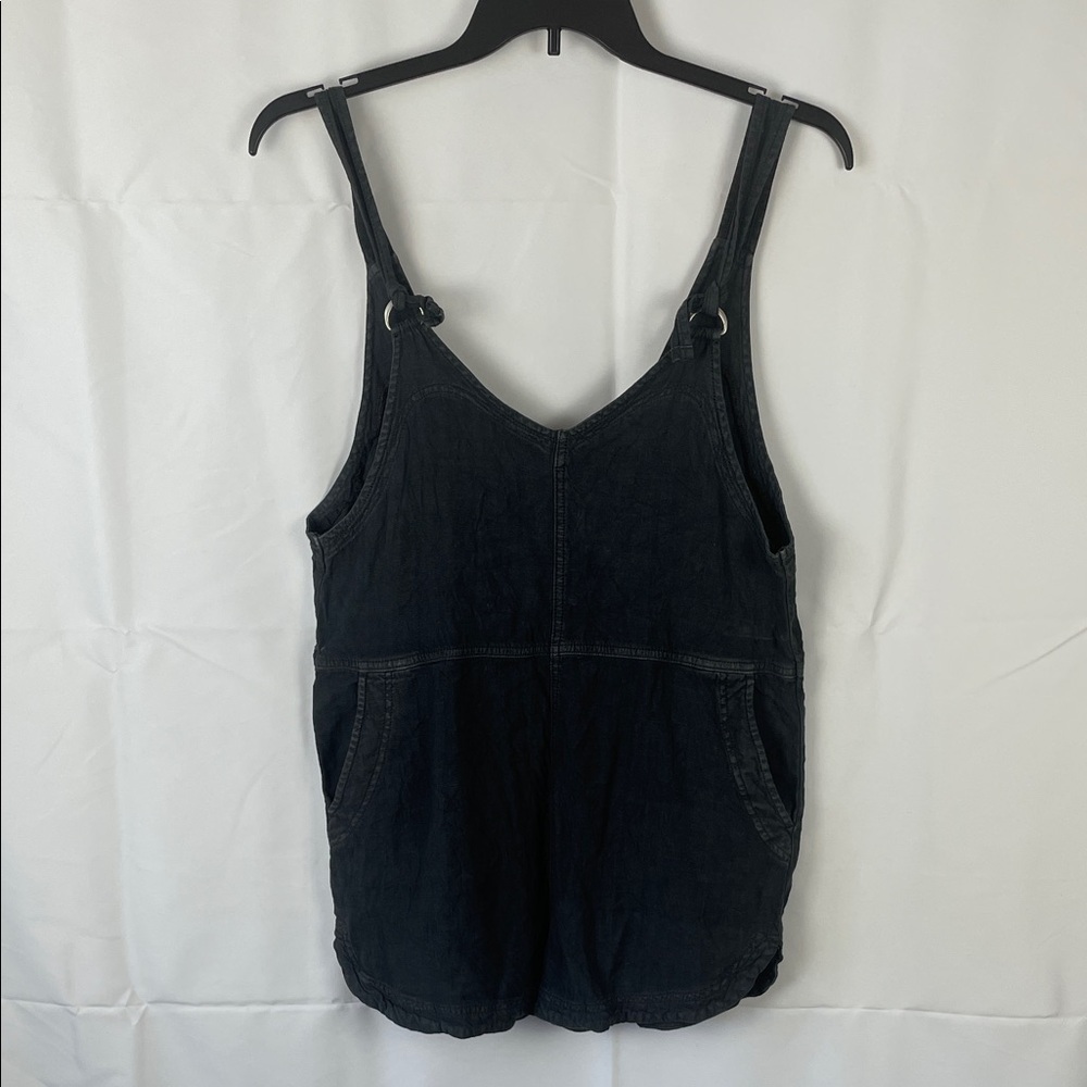 American Eagle Outfitters Charcoal Romper w/Front & Back Pockets - Size 38 Waist
